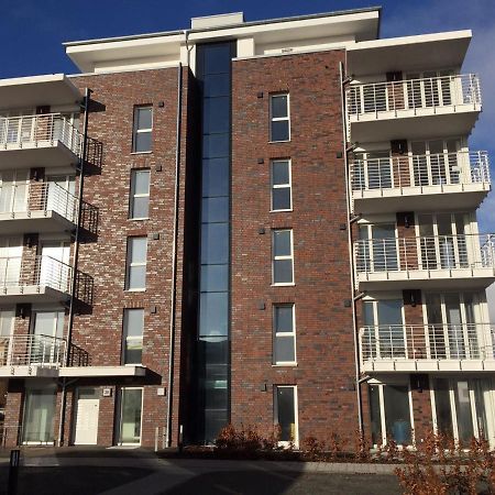 Haus Marina 28 Apartment Куксхавен Екстериор снимка